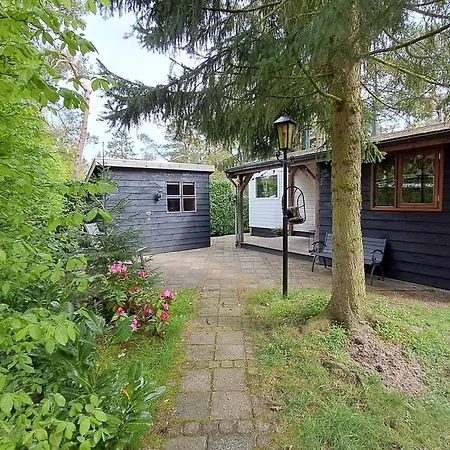 Holiday home Sfeervol De Dassenburcht Emst